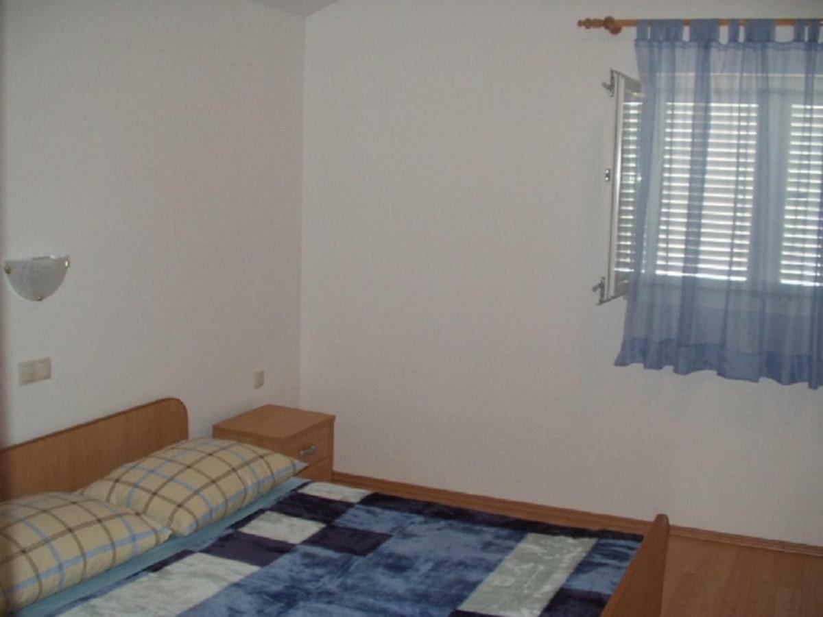 Apartmani Paulina Lopar Eksteriør bilde